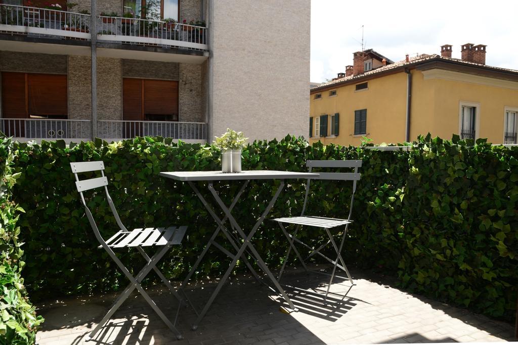 Art Design Appartamento Con Terrazzo By Logicasa Lake Como Room photo